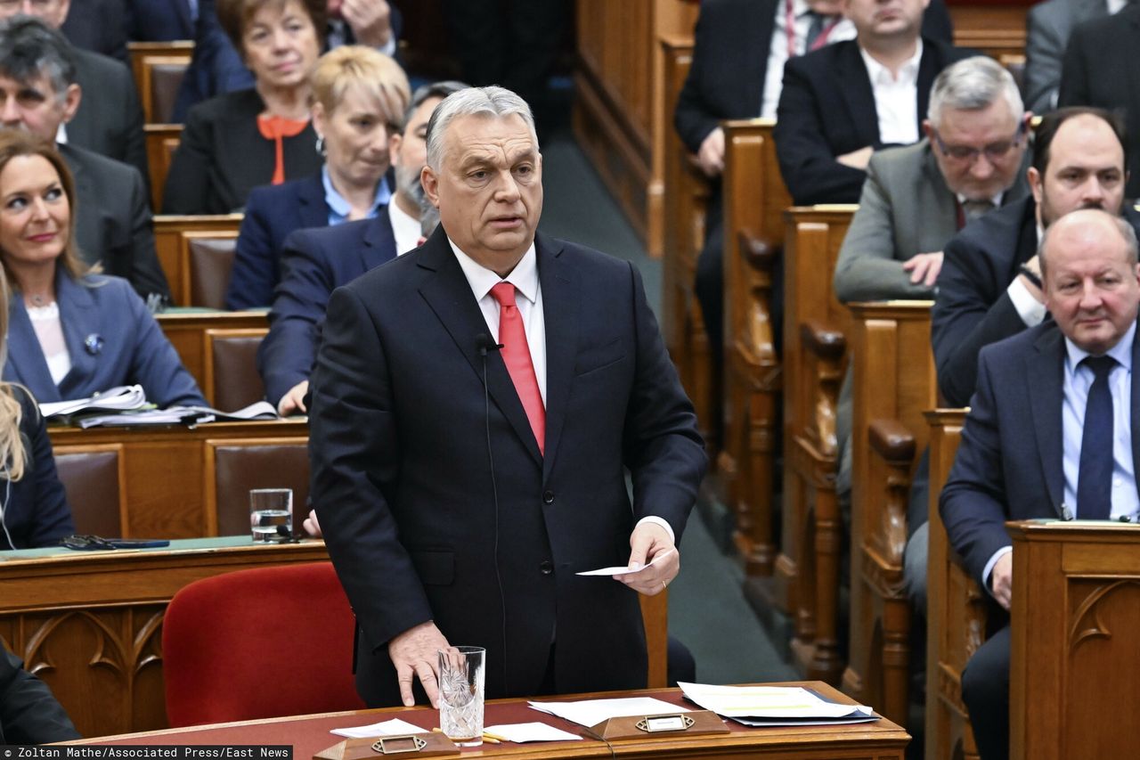 Orban challenges EU stance on Ukraine, calls for talks with Russia