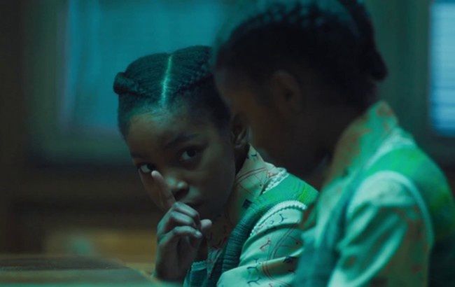 Kadry z filmu "The Silent Twins"