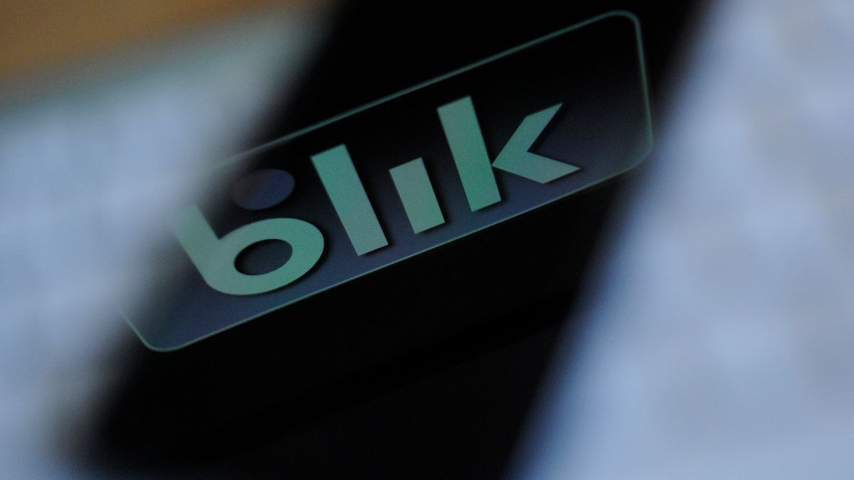 Cyberprzestępcy ciągle wykorzystują BLIK do okradania Polaków /fot. GettyImages