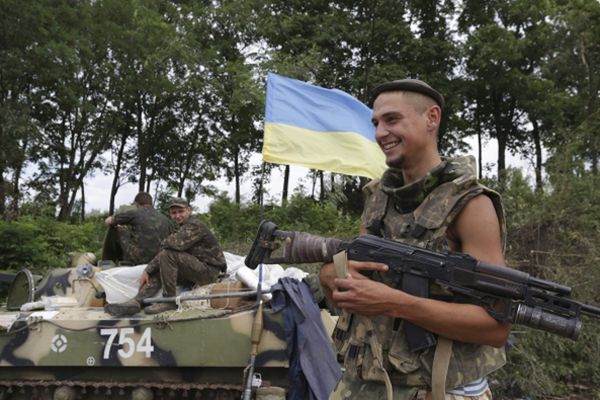Ukraińska kolumna pancerna ok. 20 km od Doniecka