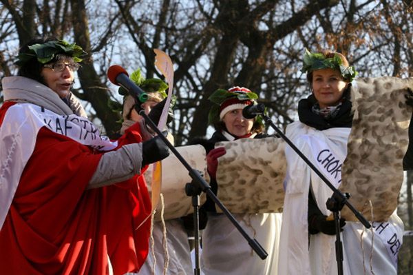 Oświatowa "S" protestowała przeciw zamrożeniu wynagrodzeń nauczycieli