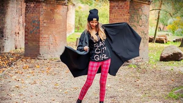 Nietypowe formy i funkcjonalność ubrań Pudle w Pudle pozwalają dodać nieco niezwykłości do każdego dnia