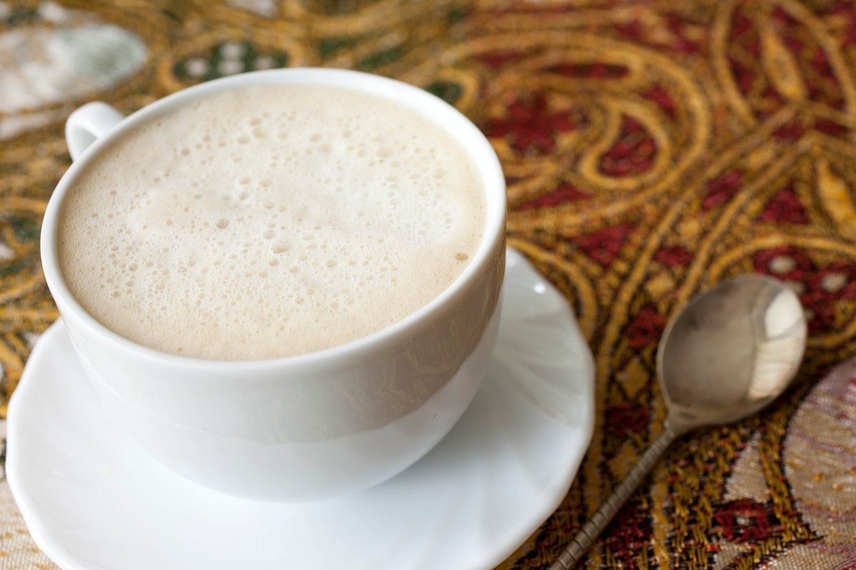 Unleash health benefits with turmeric-infused coffee