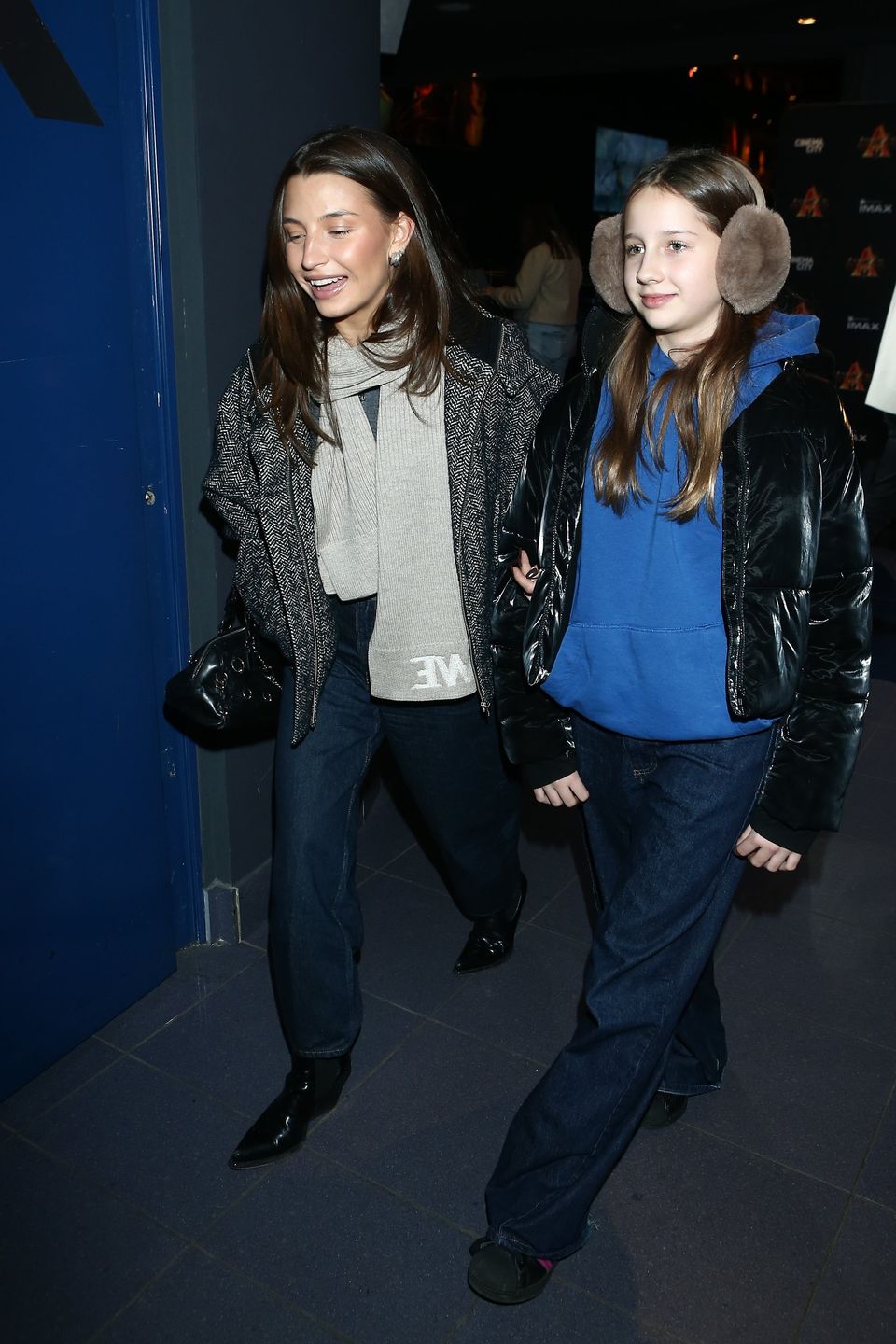 Julia Wieniawa, Kornelia Parzyszek