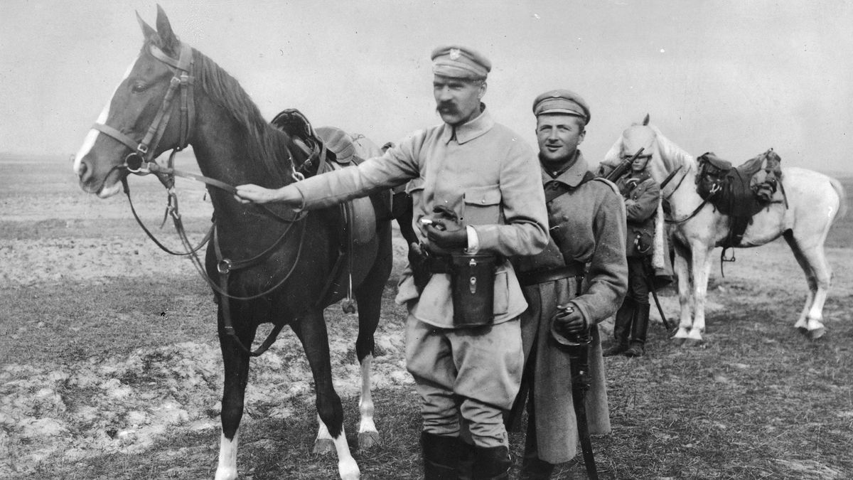 Piłsudski nad Nidą