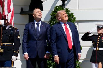 Co Nawrocki da Trumpowi? Potężny prezent