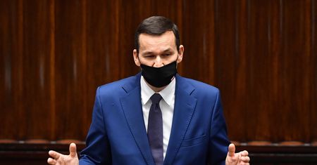 Nauczanie hybrydowe i zdalne. Premier zapowiedział zmiany w szkołach