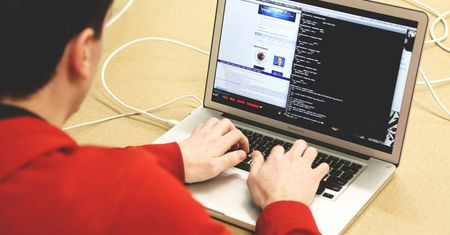 Polak znalazł lukę. Łodzianin dostanie prawie milion złotych
