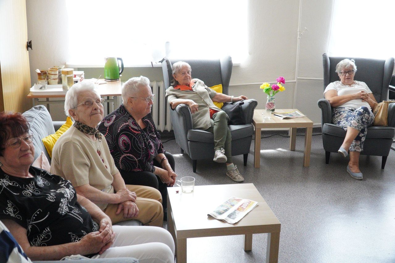 Łódź: Na Widzewie seniorzy zyskali nową przestrzeń do spędzania czasu. Są wolne miejsca dla chętnych