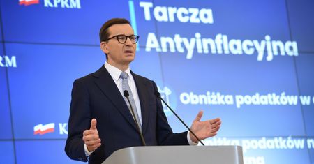 Obniżka akcyzy, specjalny dodatek. Ważna decyzja rządu ws. tarczy antyinflacyjnej