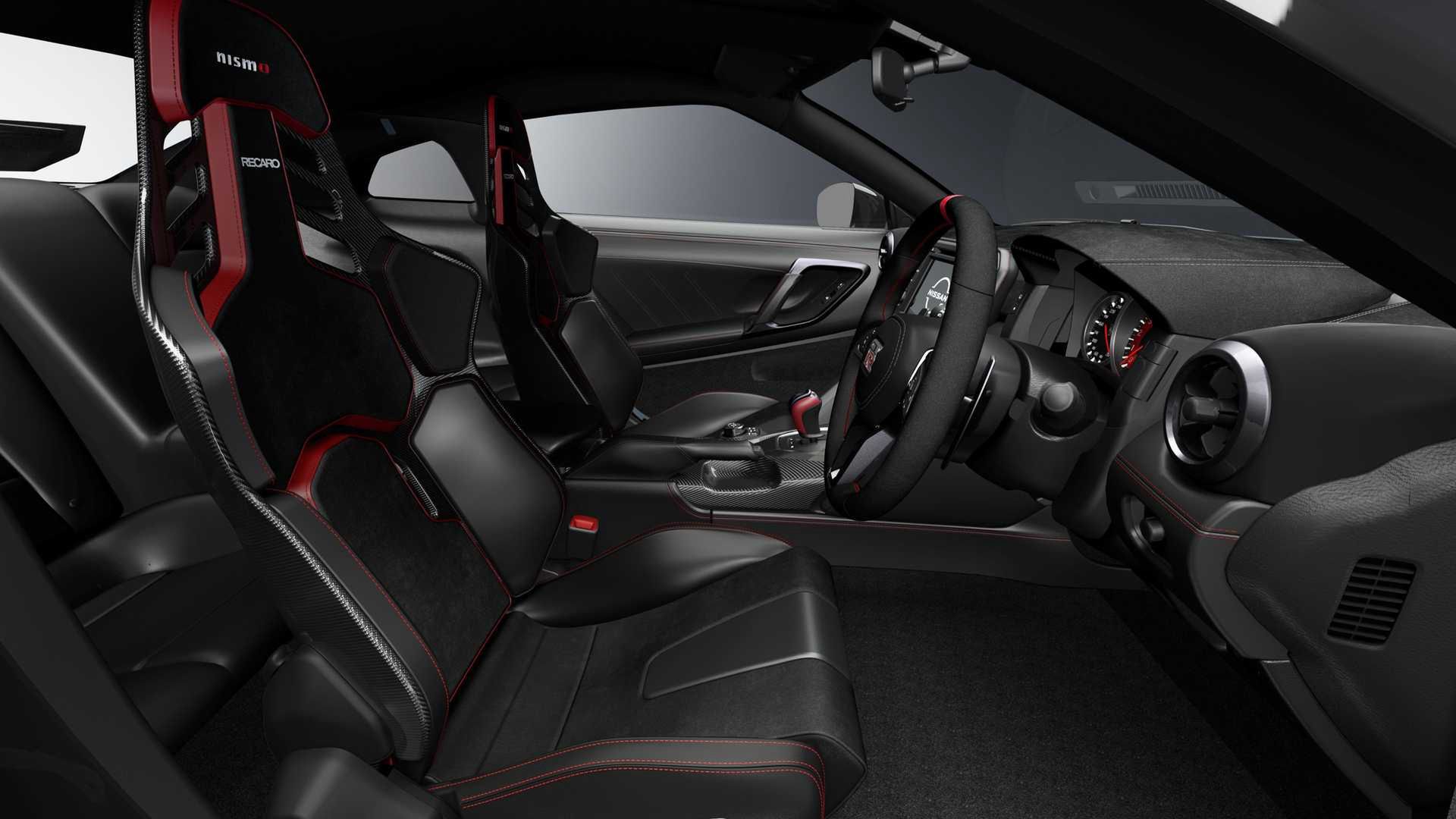 Nissan GT-R (2024)