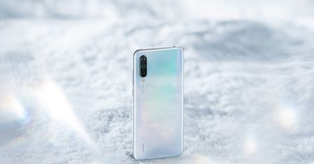 Xiaomi Mi 9 Lite oficjalnie zaprezentowany