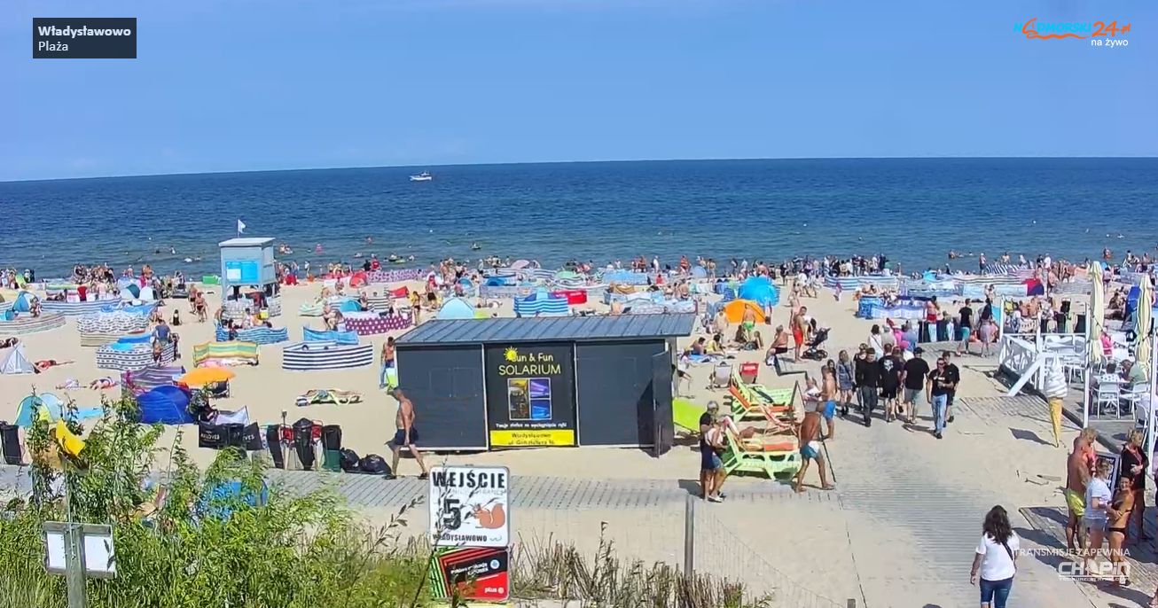 Była godz 13:00. Sytuacja na plaży we Władysławowie w niedzielę (4 sierpnia)