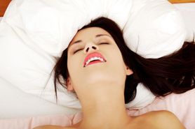 Orgazm łechtaczkowy - jak go osiągnąć? Budowa łechtaczki, techniki stymulacji, ból łechtaczki