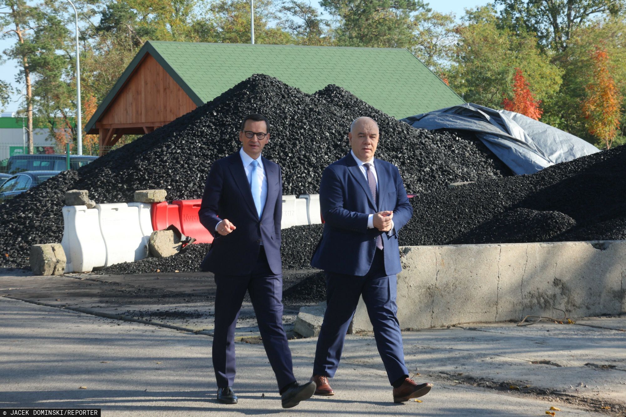 Mateusz Morawiecki, Jacek Sasin