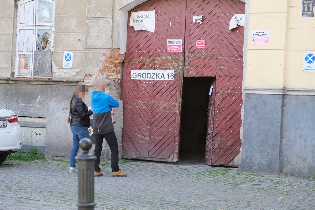 Kontrola nadzoru budowlanego kamienicy przy ul. Grodzkiej 16 i Rybnej 11