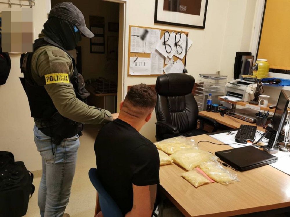 Potężna wpadka handlarzy narkotyków w Gdańku. Policjanci zarekwirowali ponad 3,5 kg narkotyków