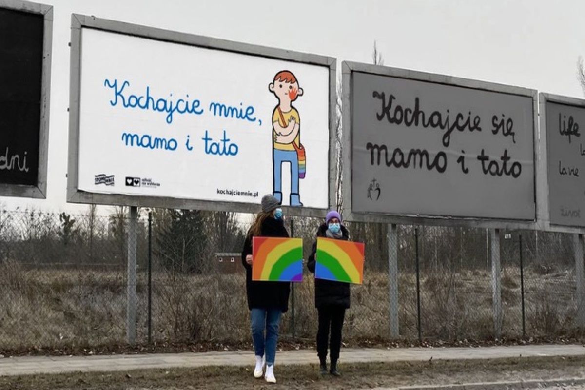W polskich miastach zawisną billboardy LGBT. Trwa zbiórka pieniędzy