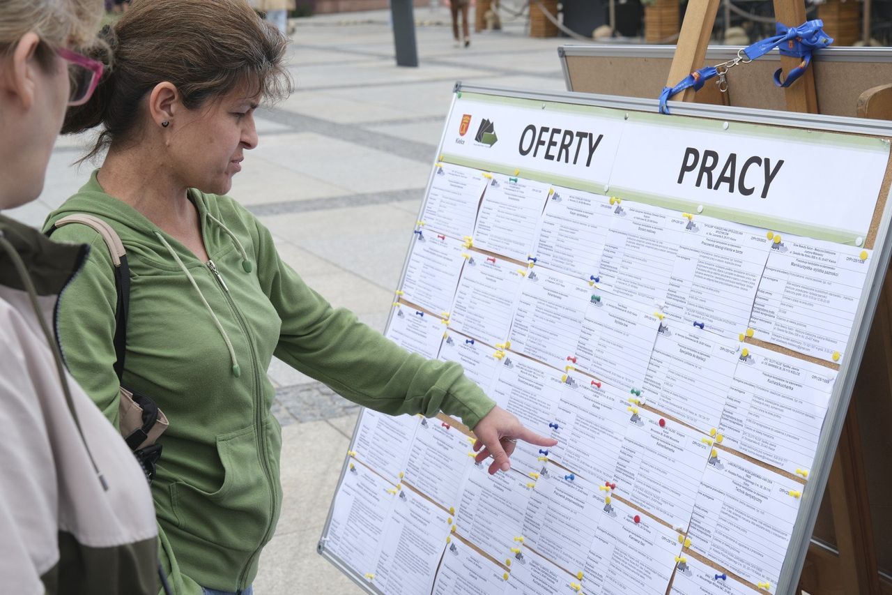 Firmy tną zatrudnienie. Tysiące osób straciło pracę od początku roku