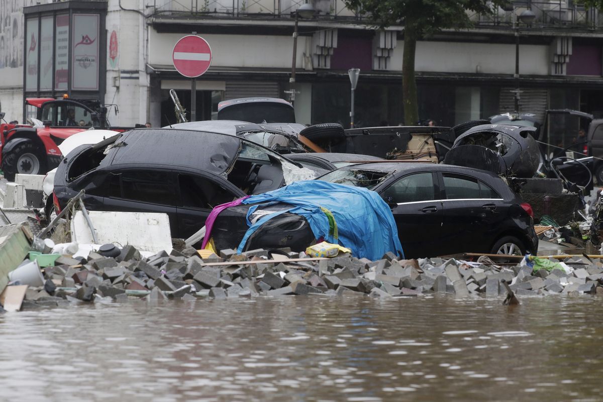 Belgia. Polskie dzieci czekają na ewakuację. Przez kraj przetoczyła się fala powodzi 