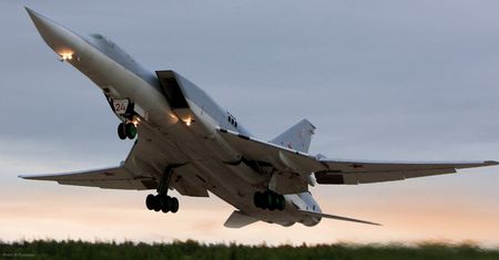 Rosja straciła bombowiec Tu-22M3. Ukraińcy potwierdzają, że to ich zasługa