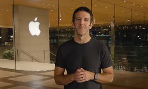 Kim jest John Ternus? Poznajcie nowego szefa Apple'a