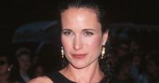 Andie MacDowell stawia na naturalność. Pokazała się w siwych włosach