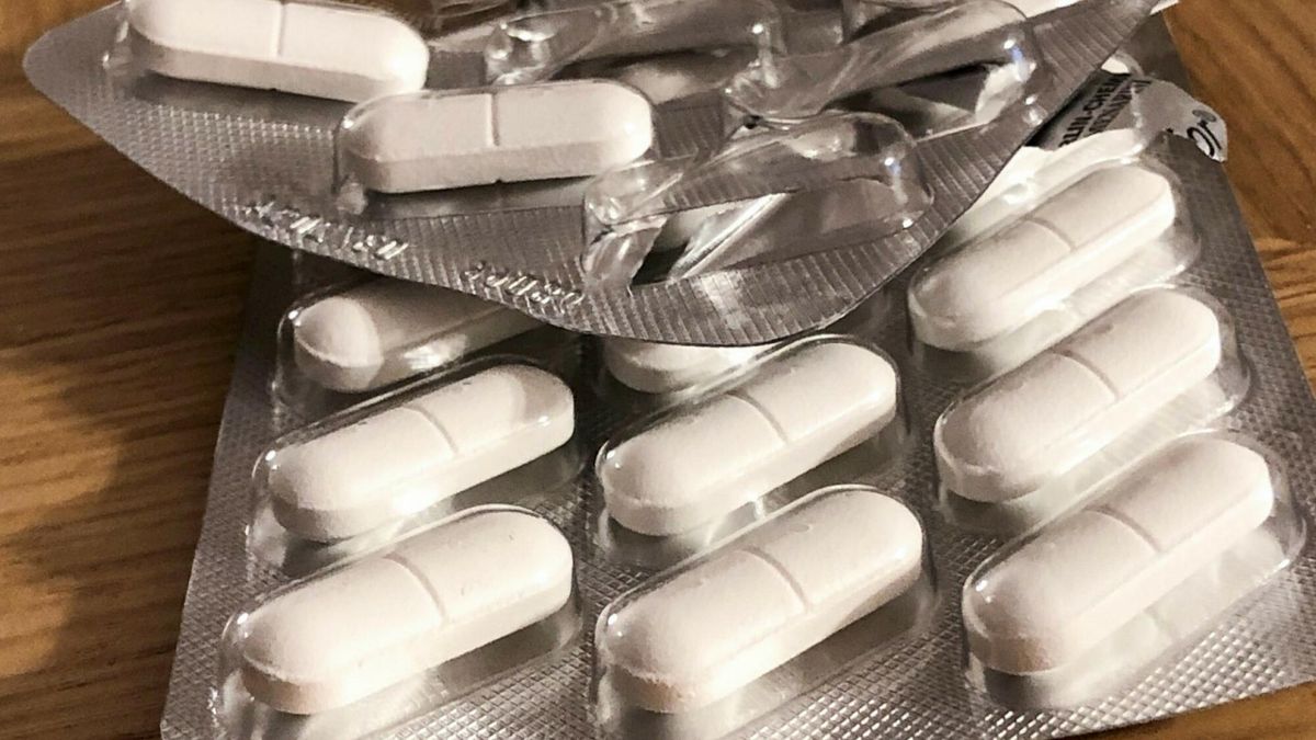 Wśród leków, które mogą być niebezpieczne w kontakcie ze słońcem jest m.in. powszechnie stosowany ibuprofen