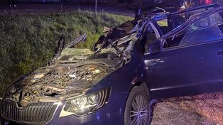 Wypadek w Wyszogrodzie. Skoda uderzyła w ciągnik rolniczy. Lądował LPR!