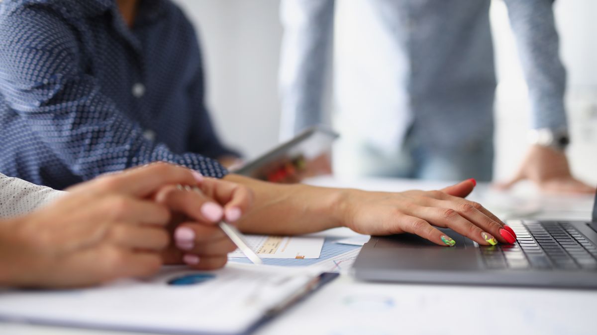 Rząd chce przyciągnąć specjalistów ds. cyberbezpieczeństwa do administracji. 