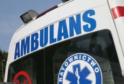 Pijacki szał pod Arkadią. Pobił ratowników i uszkodził karetkę