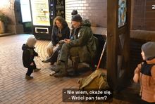 Kadr z reportażu o Rosji w Kanale Zero