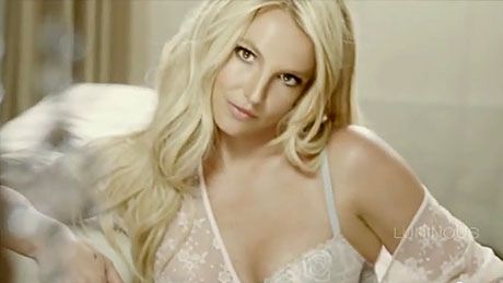 Britney reklamuje swoją bieliznę!