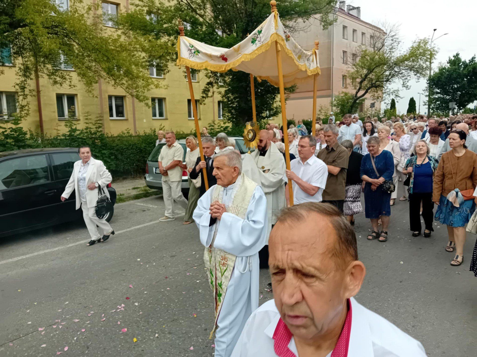 Boże Ciało 2025 w parafii pw. Najświętszego Serca Jezusowego w Starachowicach.