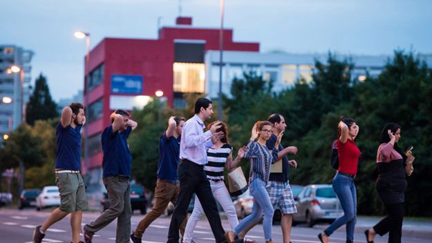 Ewakuacja z monachijskiego centrum handlowego Olympia, gdzie doszło do strzelaniny