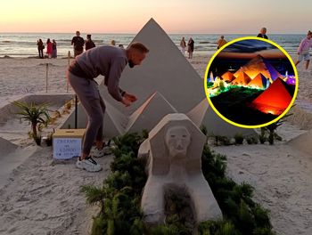 "Egipt nad Bałtykiem". Niezwykłe rzeźby na plaży w Łebie