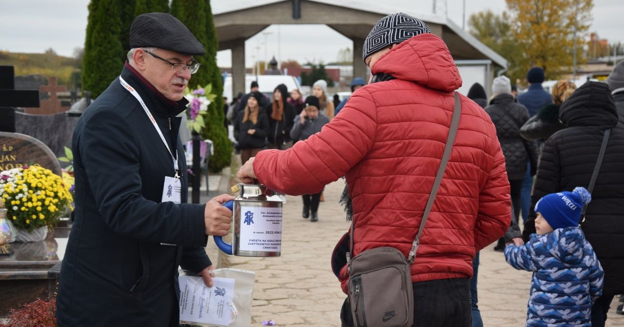 Suwałki: 1 listopada odbędzie się zbiórka na renowację grobów