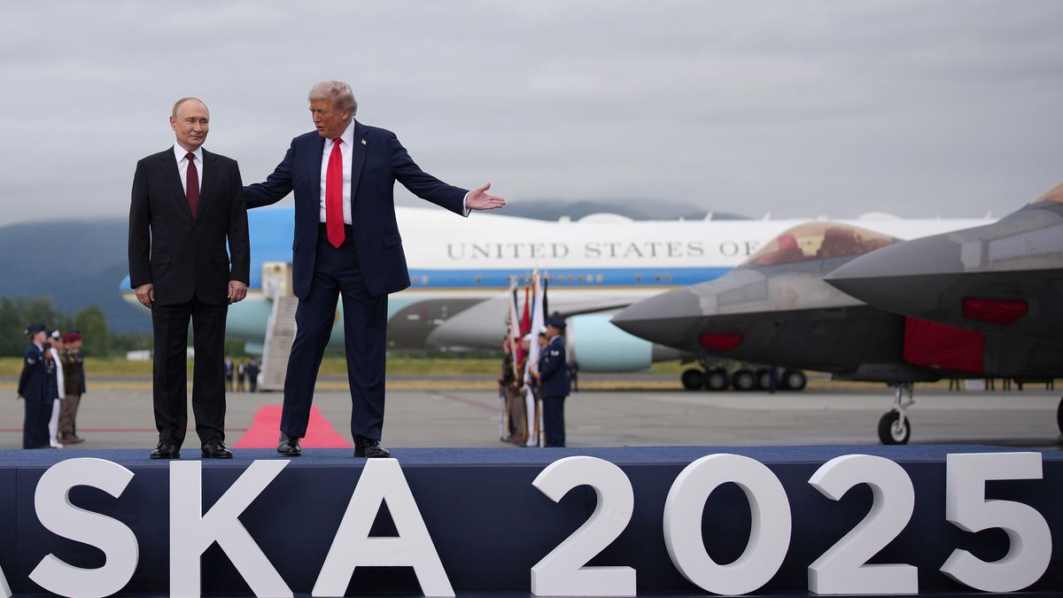 ANCHORAGE, ALASKA - AUGUST 15: U.S. President Donald Trump (R) greets Russian President Vladimir Putin as he arrives at Joint Base Elmendorf-Richardson on August 15, 2025 in Anchorage, Alaska. The two leaders are meeting for peace talks aimed at ending the war in Ukraine.  (Photo by Andrew Harnik/Getty Images)