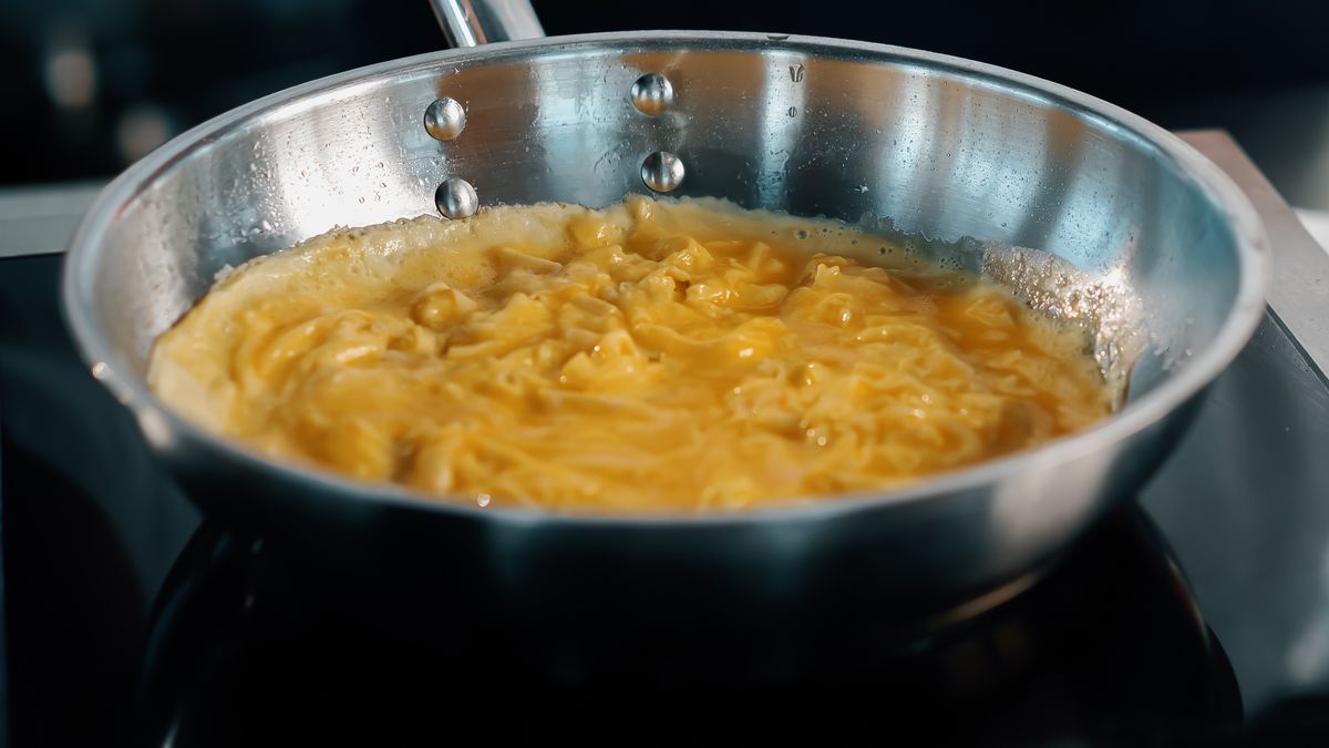 Omlet po francusku wyróżnia się wyjątkową teksturą