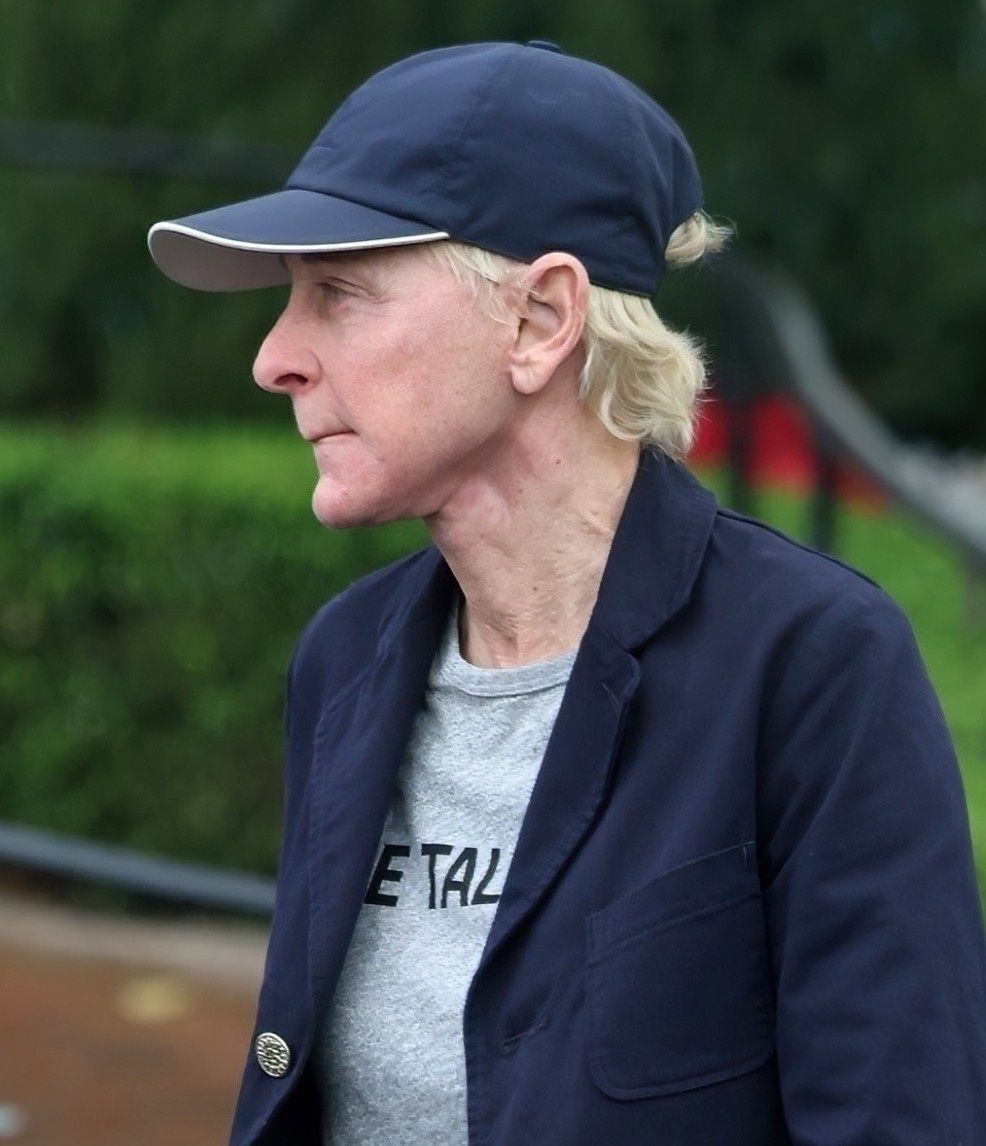 Wyraźnie szczuplejsza Ellen DeGeneres na zakupach w Montecito