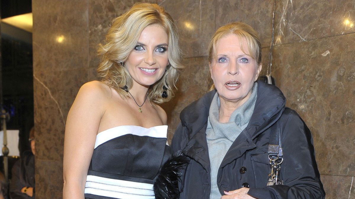 Agnieszka Frykowska z babcią Ewą Morelle
