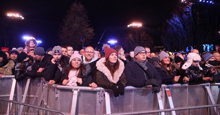 Puste apele o maseczki na Sylwestrze Marzeń. Widzowie dostrzegli Kurskich