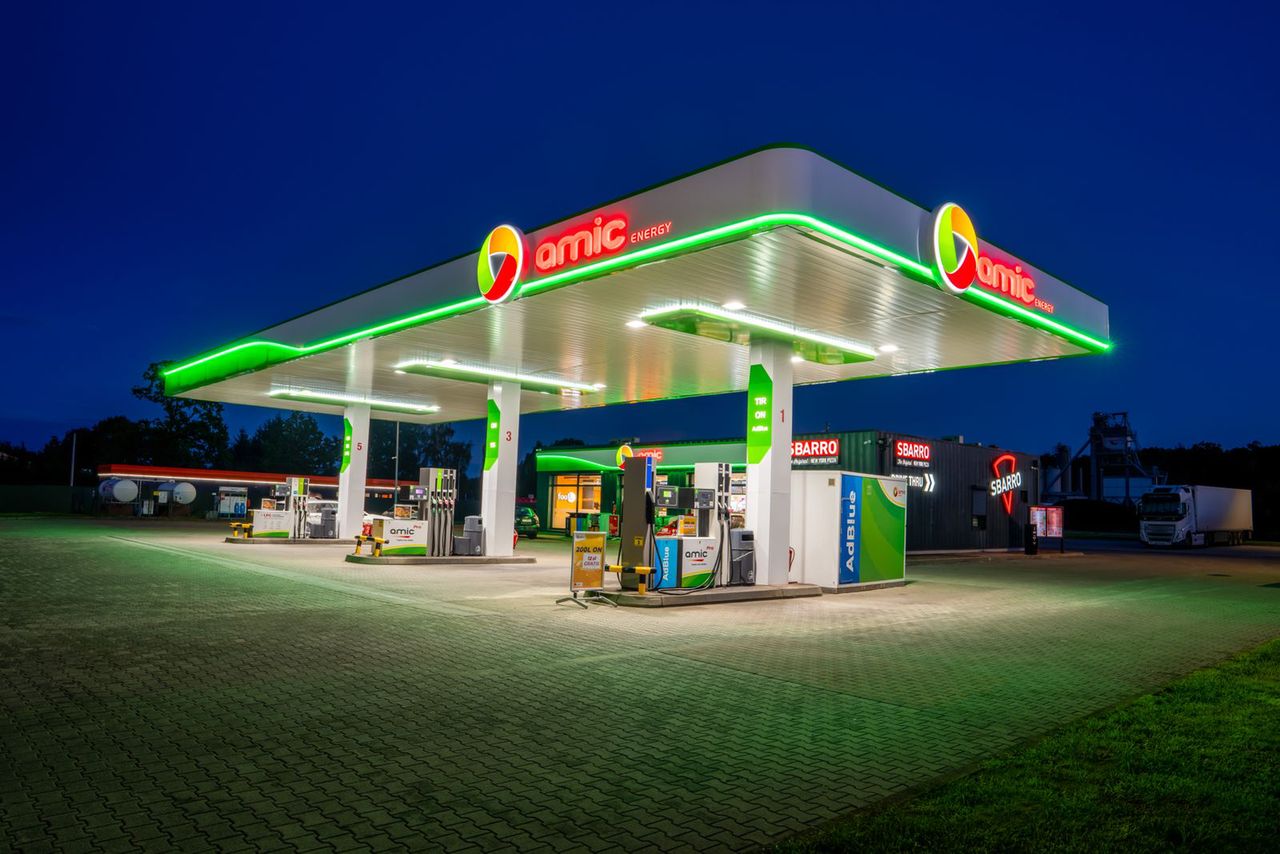 AMIC Energy połączył siły z globalnymi liderami z branży gastronomicznej. Jak współpraca z Subway i Sbarro napędza rozwój sieci?