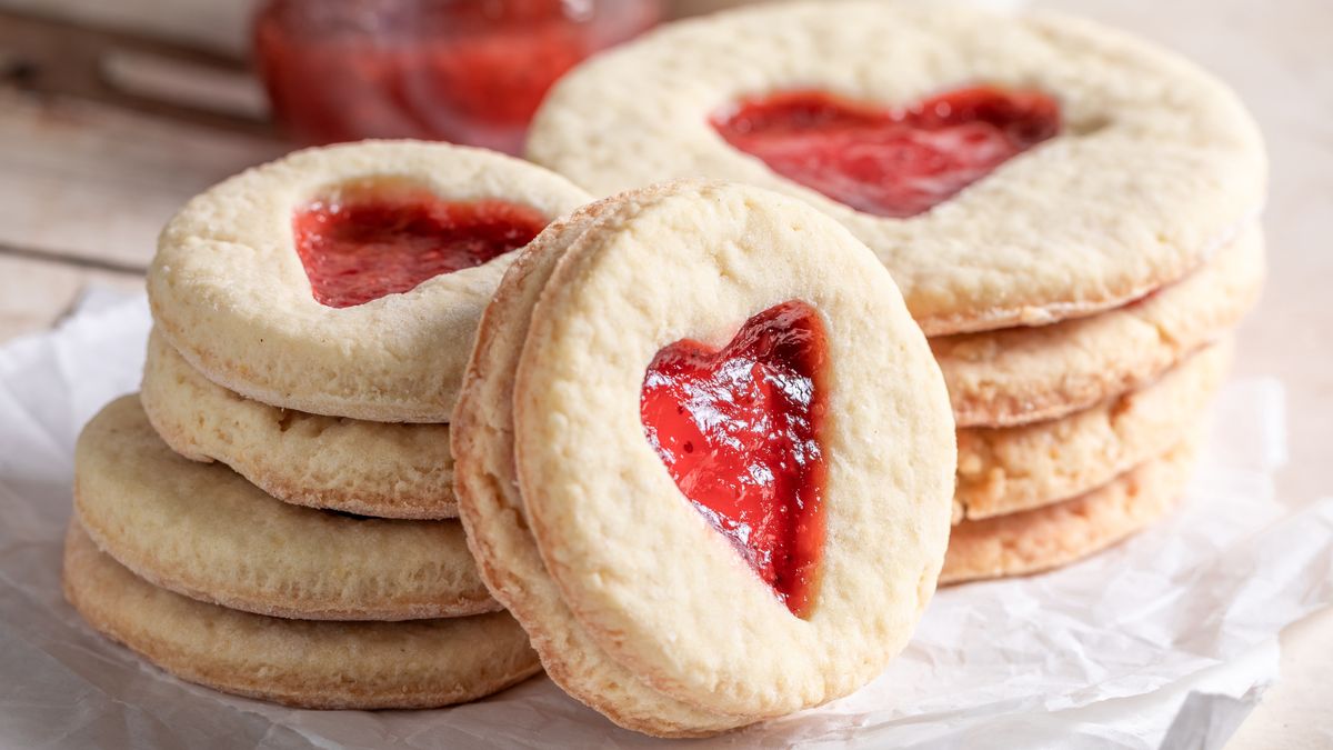 Te kruche ciasteczka idealnie pasują do Walentynek