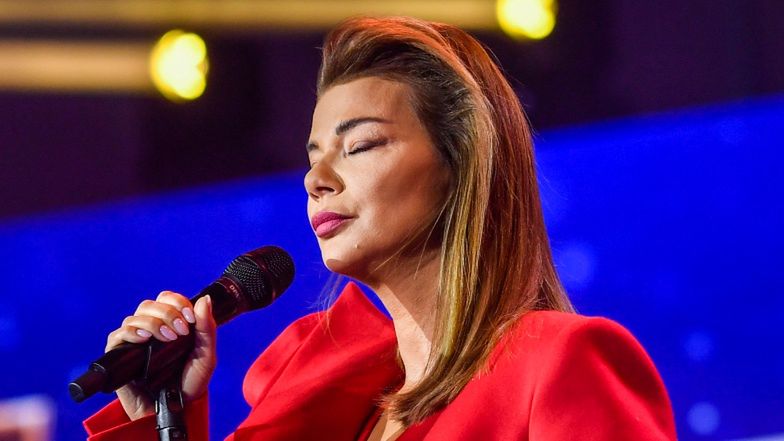 Edyta Górniak tłumaczy się z koncertu "Murem za polskim mundurem"