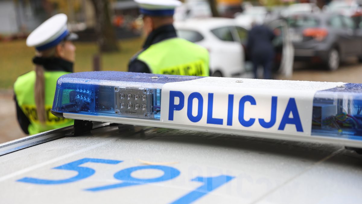 patrol policji
Leszek Szyma�ski
bezpiecze�stwo, KGP, Konferencja prasowa, policja, 1listopada, funkcjonariusz, funkcjonariusze, na drodze, policjanci, policjant, policji, radiow�z, w�z policyjny, akcja, bezpiecze�stwo na drodze, ruch, wzmo�ony, znicz, konferencja, prasowa, Komendy G��wnej Policji