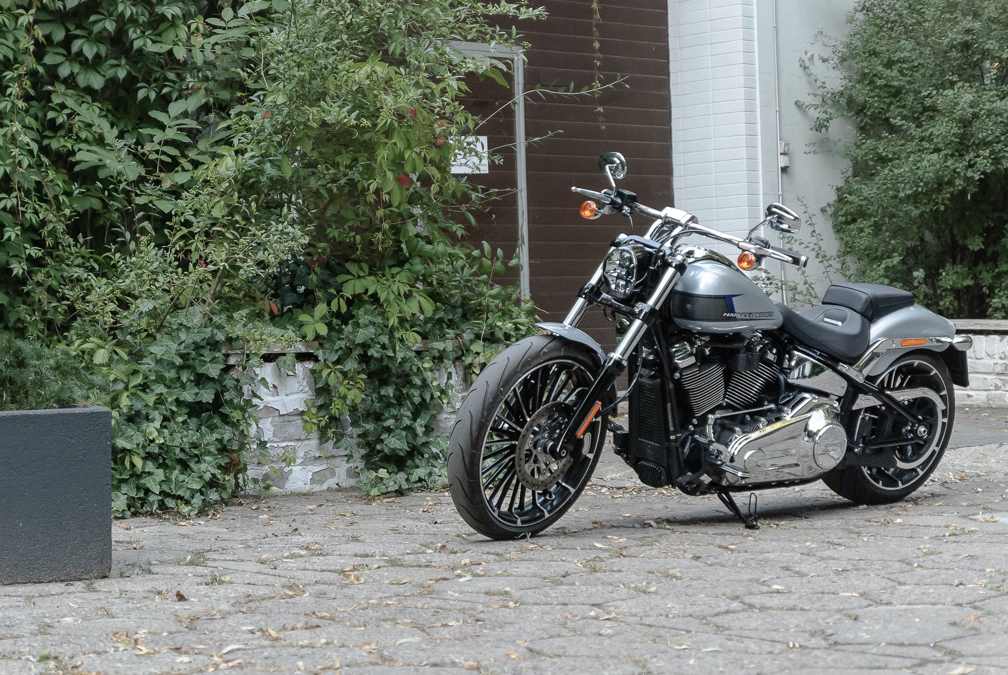 Harley-Davidson Breakout