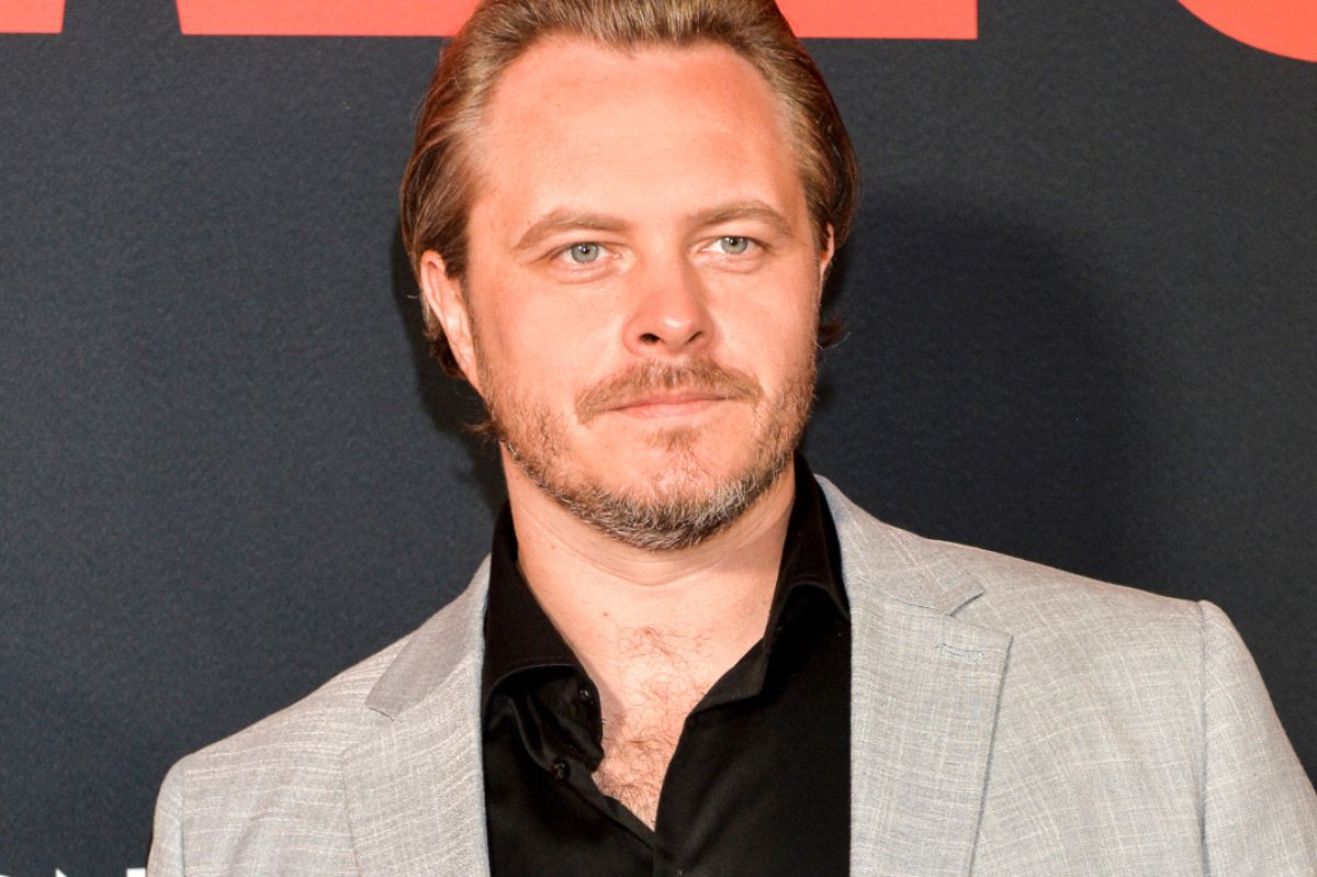 Jest ojcem dwóch dziewczynek. Nie ukrywa, że się o nie boi