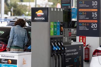 Hiszpański koncern kupi więcej gazu z USA. Liczy na względy Trumpa