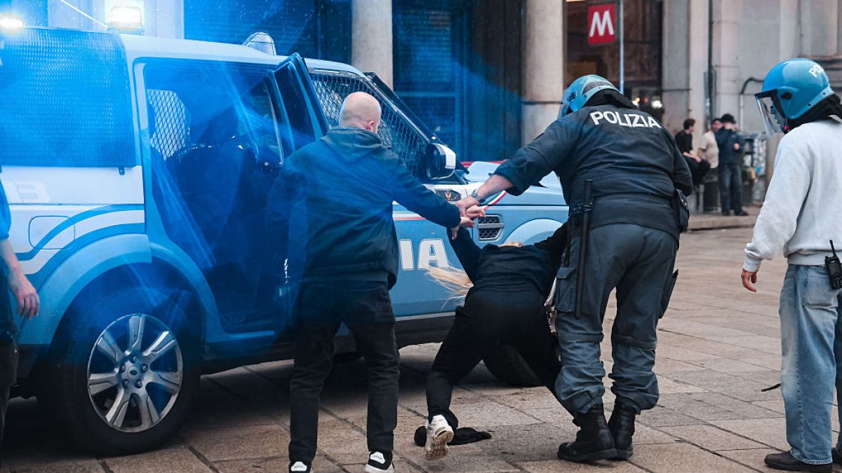 Zdj. poglądowe. Protest na Piazza del Duomo w Mediolanie 